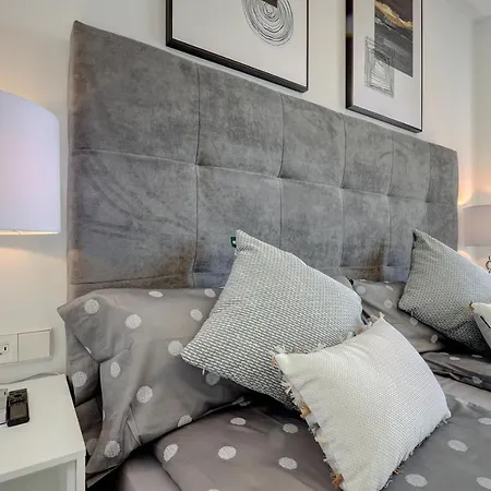 Elegant New-Built Home Next To The Beach With Breathtaking Sea Views At Higueron