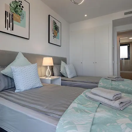Elegant New-Built Home Next To The Beach With Breathtaking Sea Views At Higueron * Fuengirola