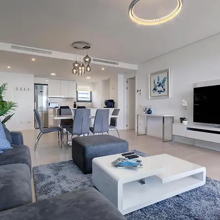 Elegant New-Built Home Next To The Beach With Breathtaking Sea Views At Higueron *